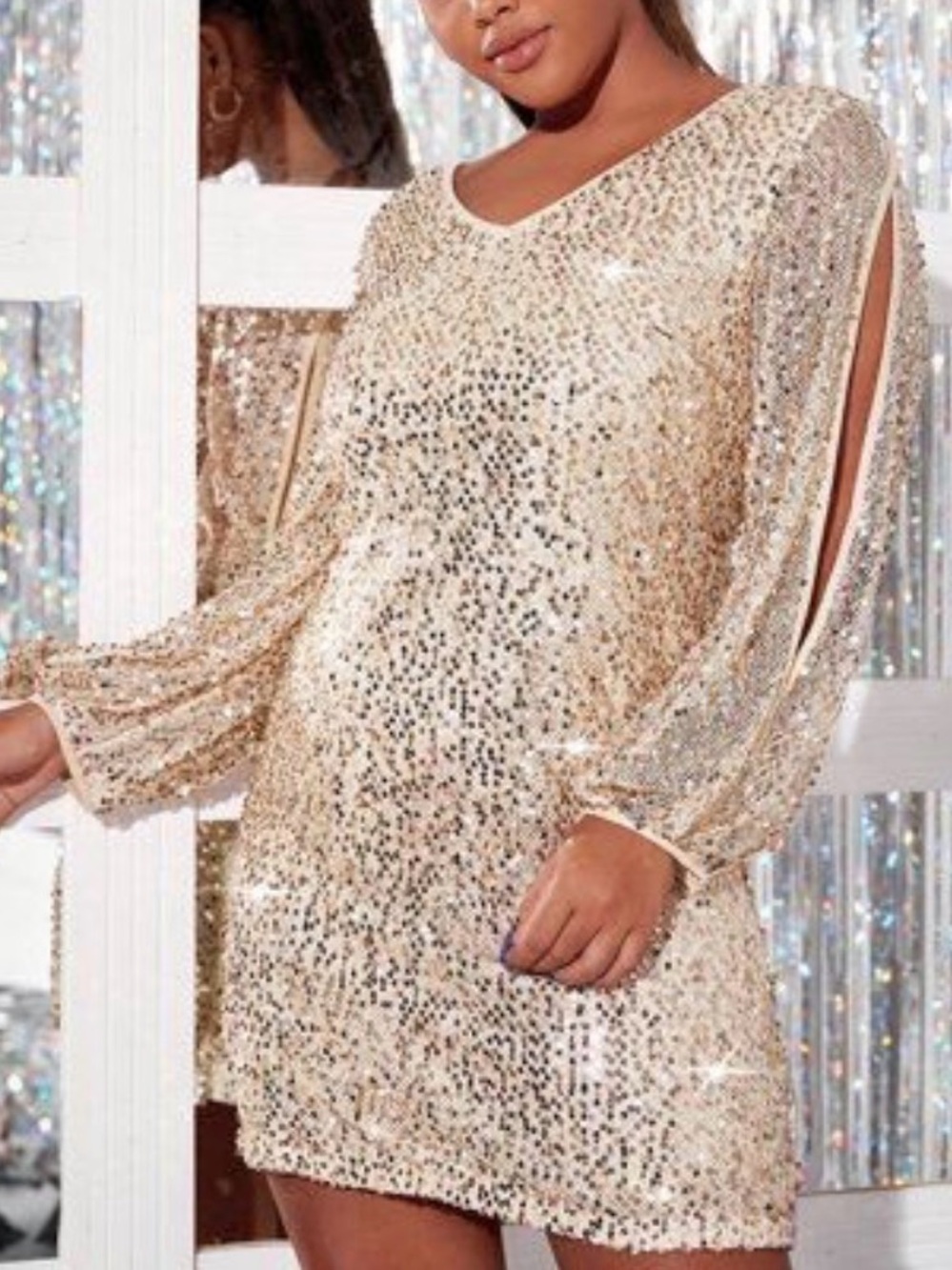 Curve Plus Contrast Sequin V-Neck Mini Dress